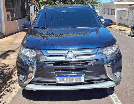 MITSUBISHI OUTLANDER 3.0 GT 4X4 V6 24V GASOLINA 4P AUTOMÁTICO